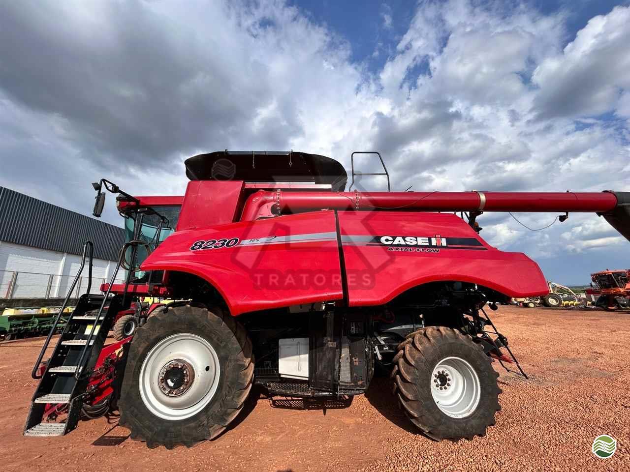 COLHEITADEIRA CASE CASE 8230 ATR Tratores PALMAS TOCANTINS TO